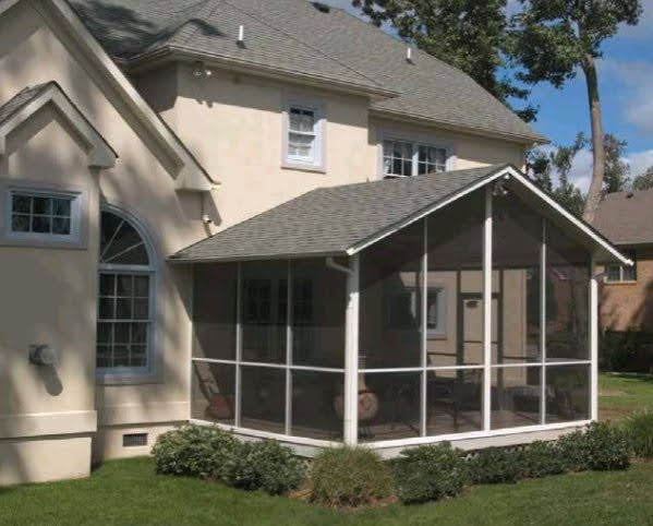Durable screen room enclosure for backyard living
